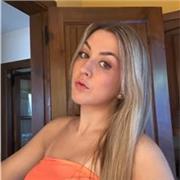 Soy una estudiante universitaria dispuesta a ayudar a niños de primaria